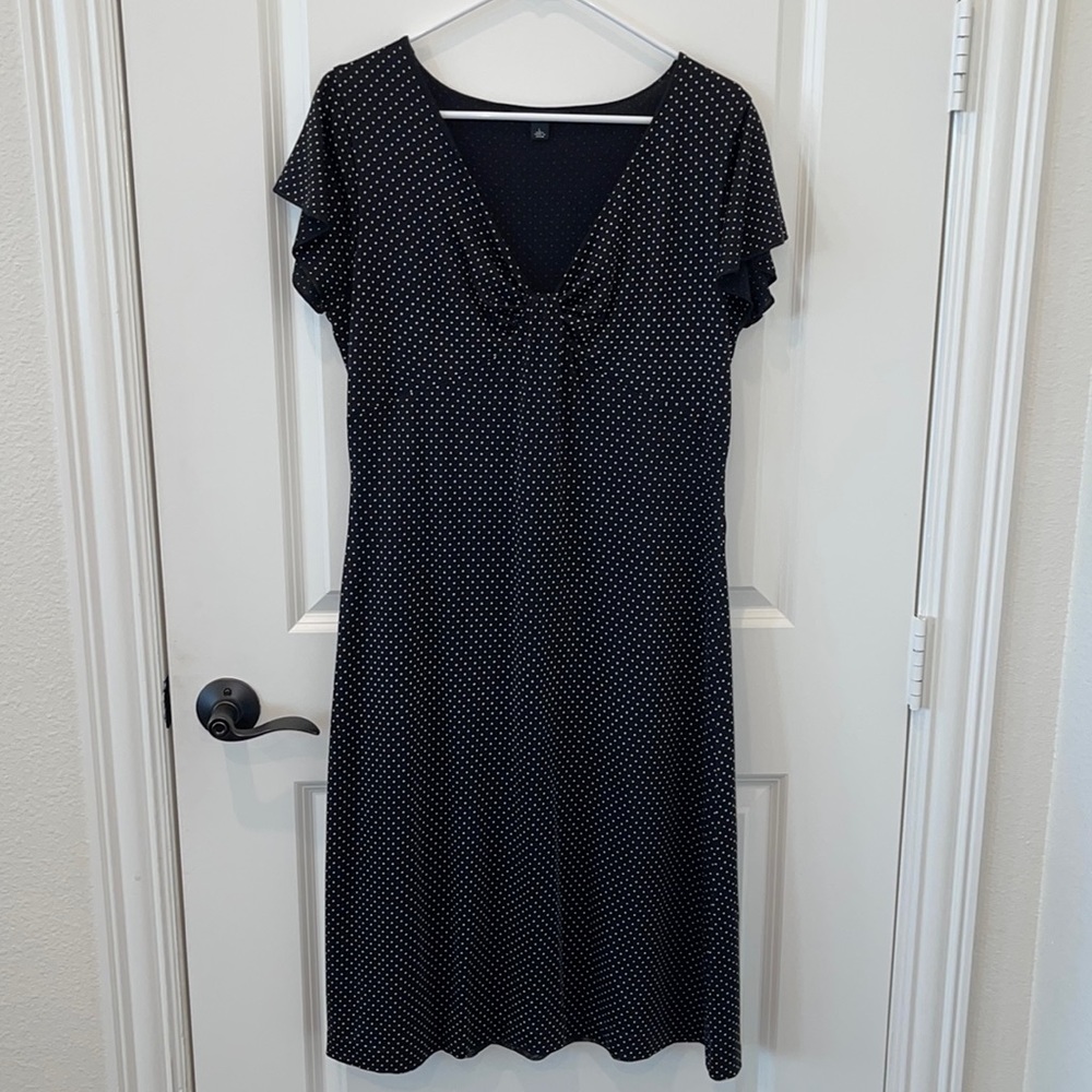 Vintage Banana Republic flutter sleeve polka dot dress